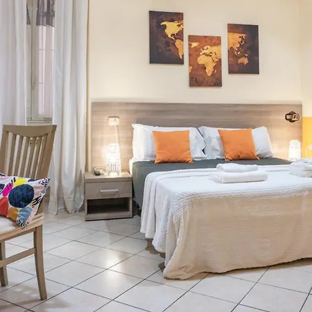 Domenichino Guesthouse *